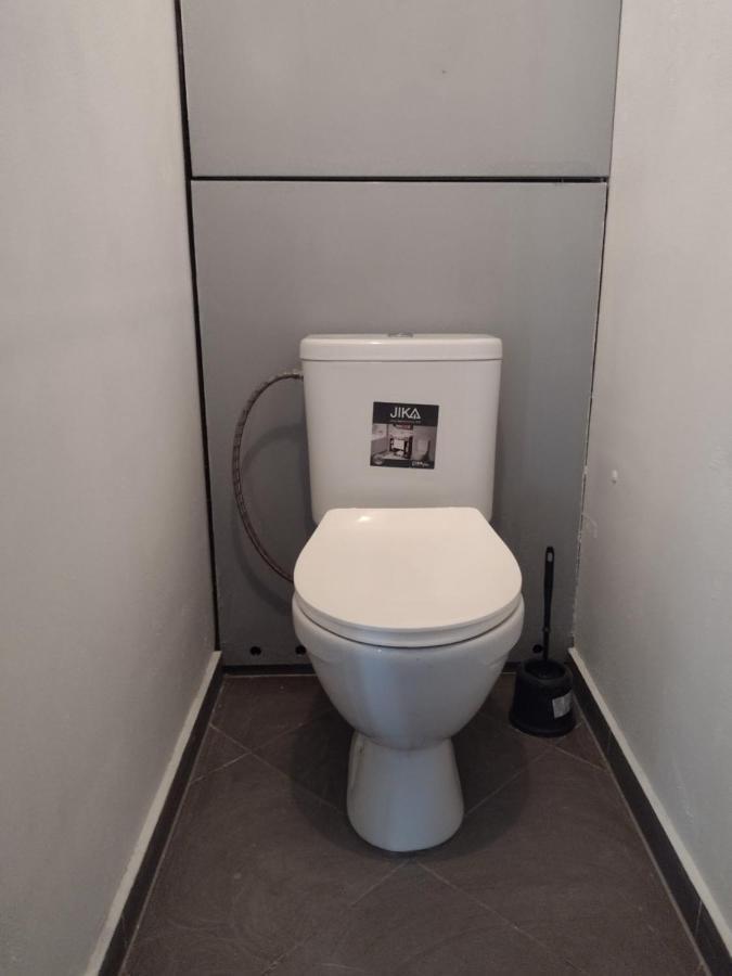 Apartmens Kv Karlovy Vary Kültér fotó